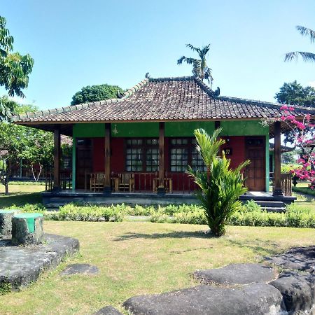 Poeri Devata Resort Hotel Prambanan Luaran gambar