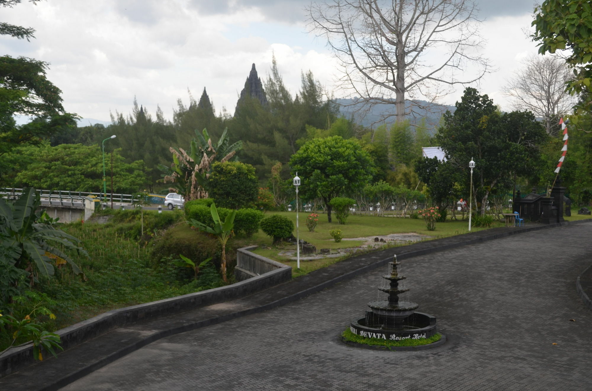 Poeri Devata Resort Hotel Prambanan Luaran gambar