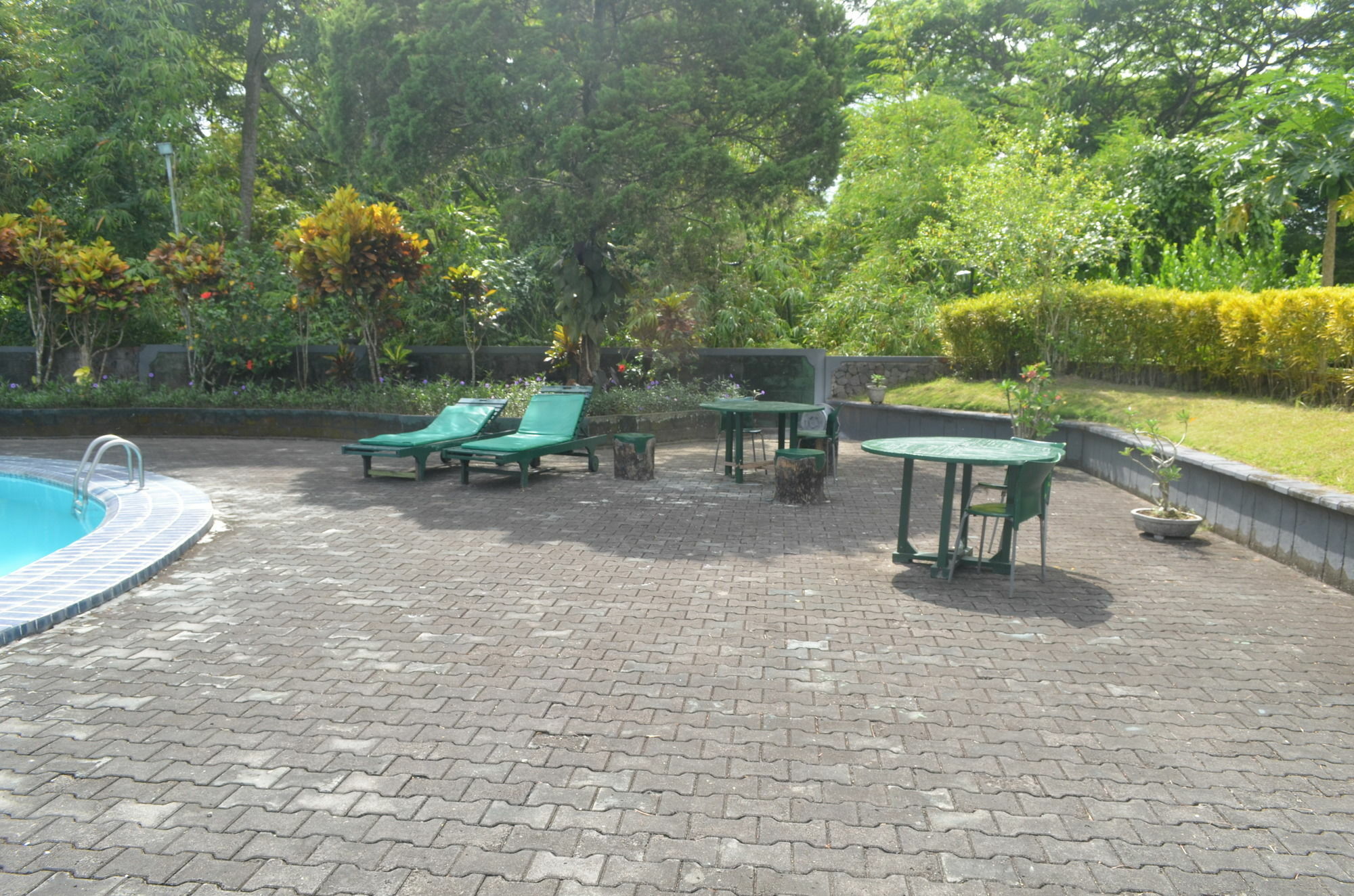 Poeri Devata Resort Hotel Prambanan Luaran gambar
