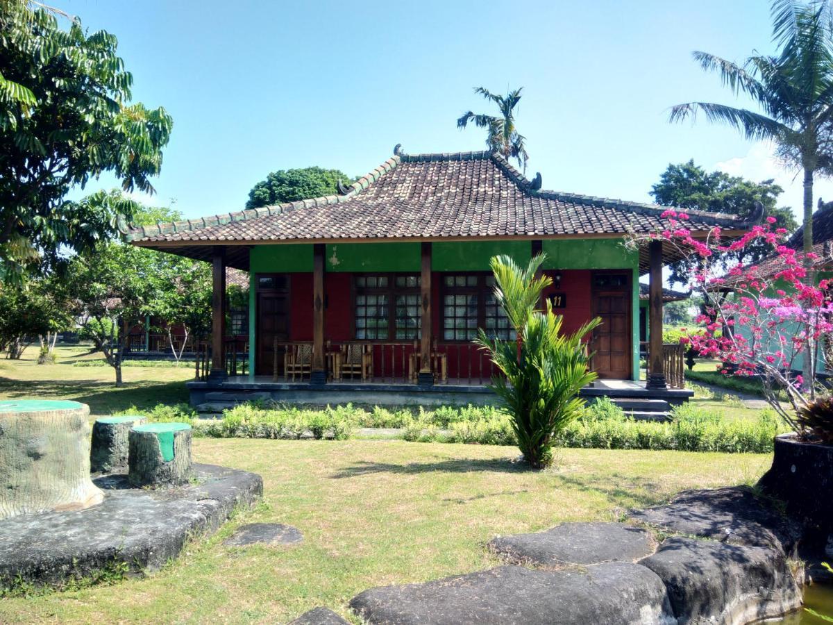Poeri Devata Resort Hotel Prambanan Luaran gambar